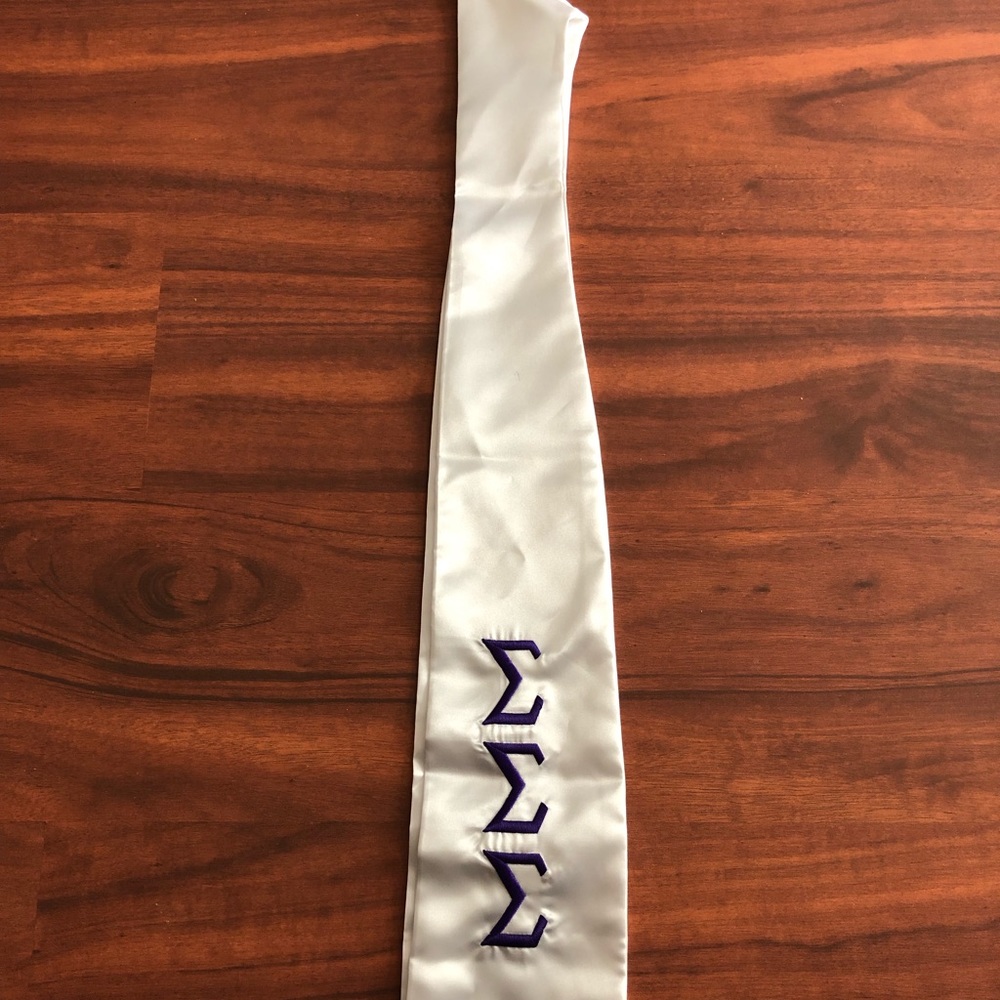 Tri-Sigma sorority graduation stole